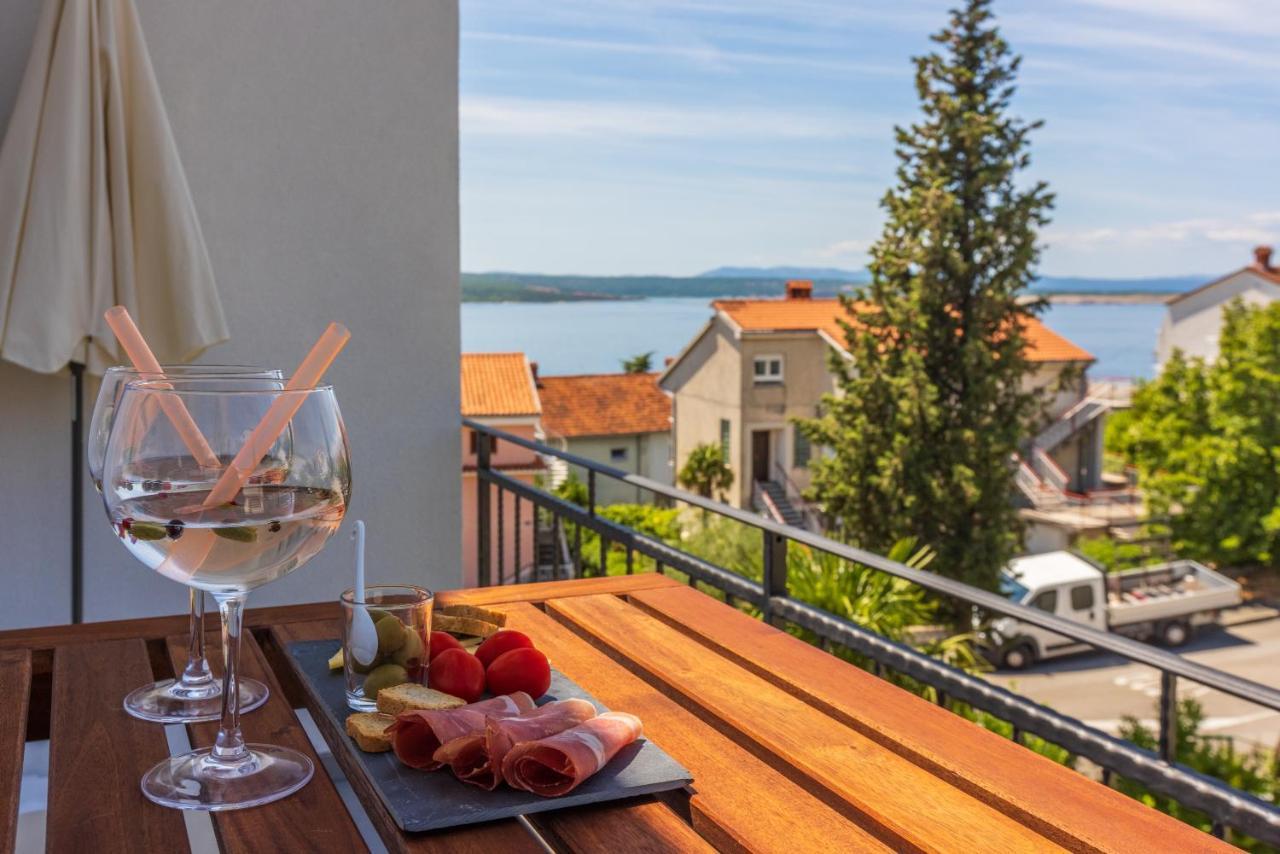 Summer Breeze Apartment Crikvenica Bagian luar foto